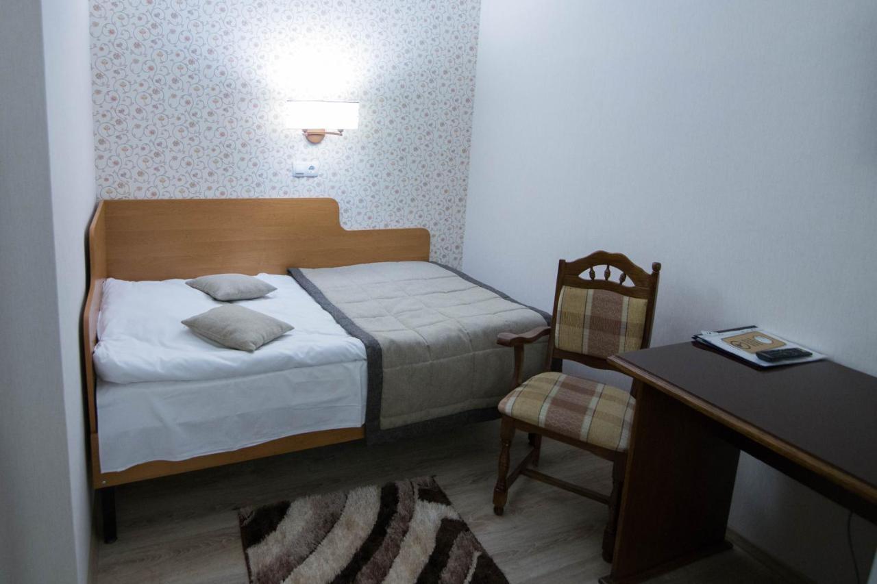 Hotel Villa Natali Chişinǎu Buitenkant foto