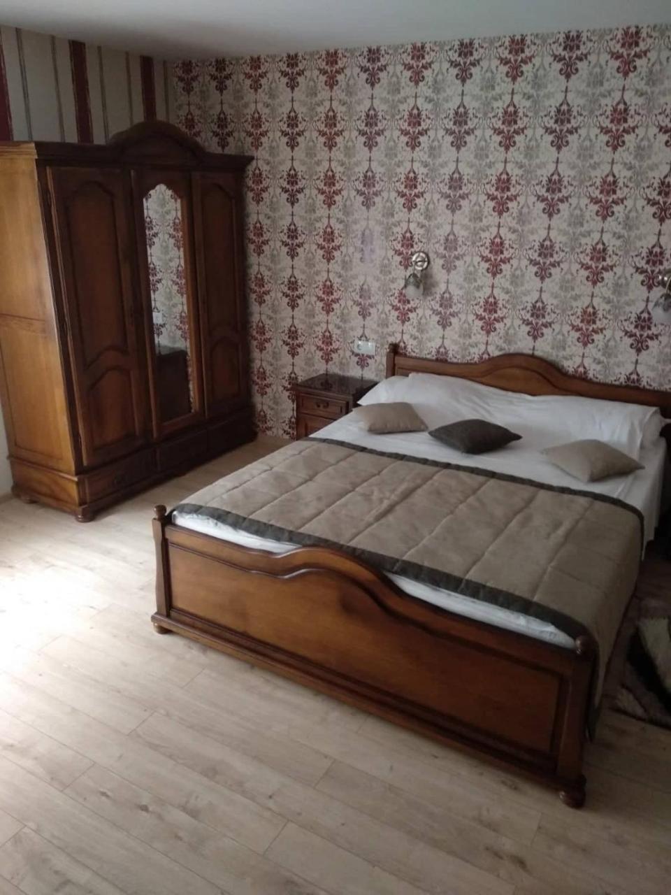 Hotel Villa Natali Chişinǎu Buitenkant foto
