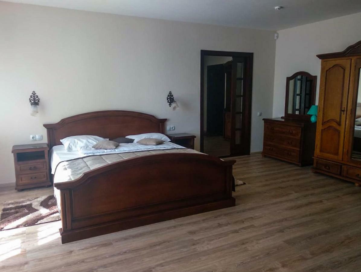 Hotel Villa Natali Chişinǎu Buitenkant foto